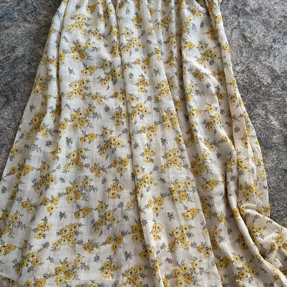 Yellow Floral Dress- ASTR the Label Tie Back Dress- Midi Dress-NWOT - Picture 9 of 15